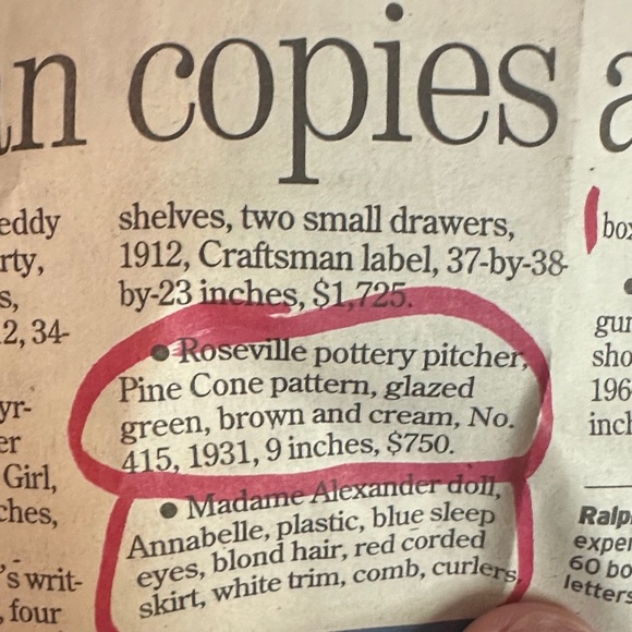 Pinecone Motif Green and Cream Ceramic Bowl - Picture 3 of 5